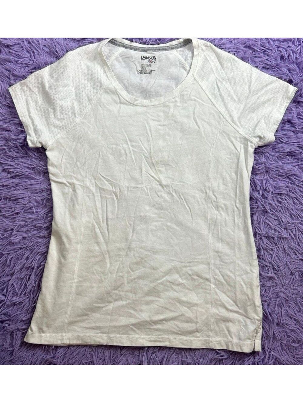 Danskin Now Women’s Active Tee Shirt Size Large Athletic Workout Performance Top